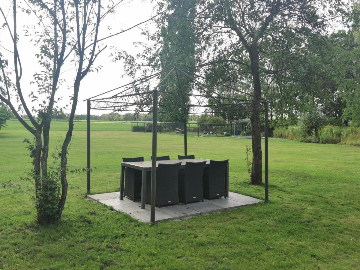 Gastenverblijf 'T Oelengoor Sinderen Exteriér fotografie